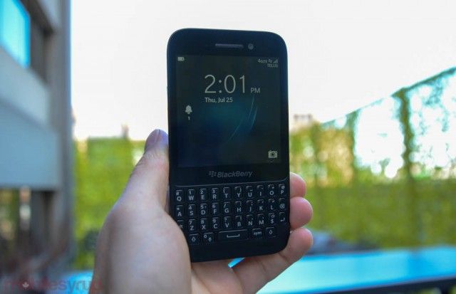 Update: TELUS, Bell and Virgin BlackBerry Q5 pricing