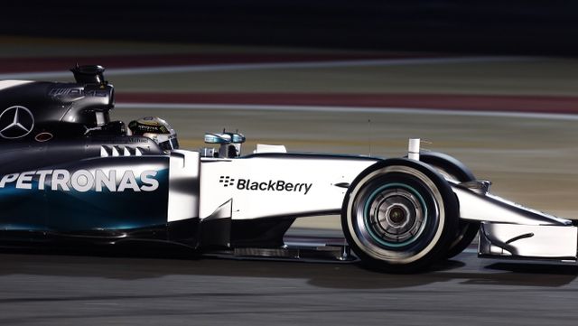 MERCEDES AMG PETRONAS