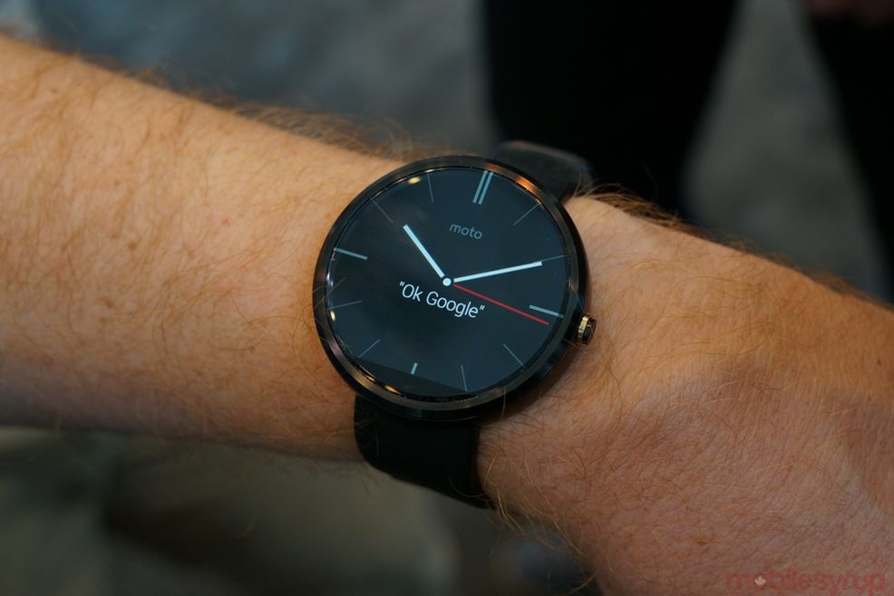 Moto 360 smartwatch now available at Bell