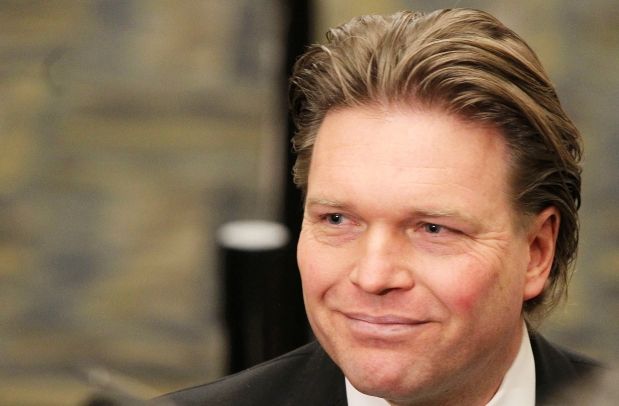 Thomas Lukaszuk’s $20,000 roaming bill paid by taxpayers, says ‘this was an expensive lesson’