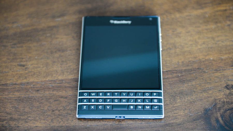 BlackBerry Passport review