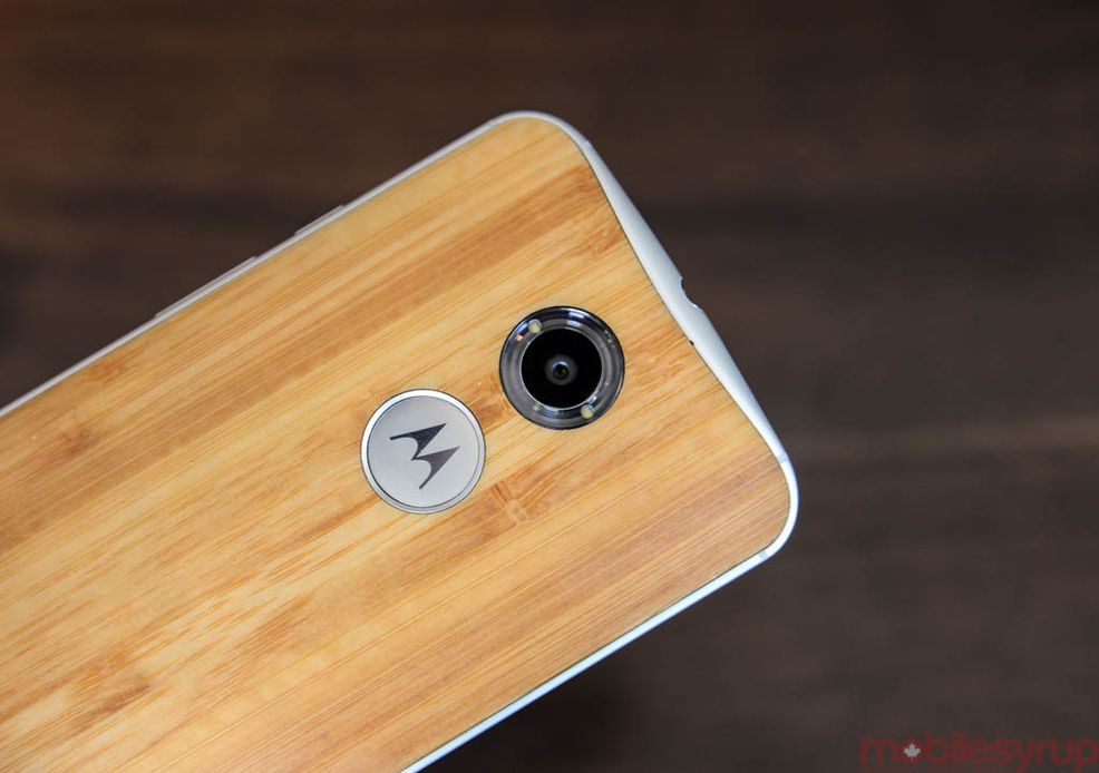 New Moto X coming October 1st for $100 on contract, $600 outright [Update: Bamboo version on October 31st]