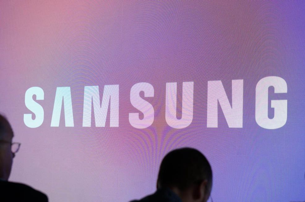 Samsung Galaxy S7 announcement rumoured for February 2016