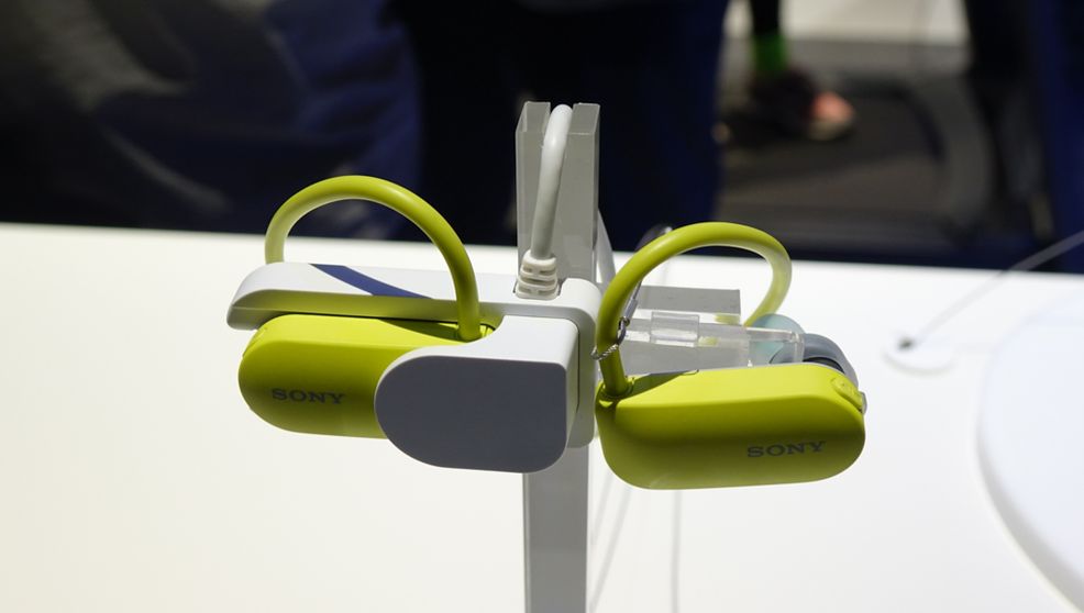 Sony’s new wireless headphones are both waterproof and motivational