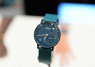 Withings Activité smartwatch now supports automatic swim tracking