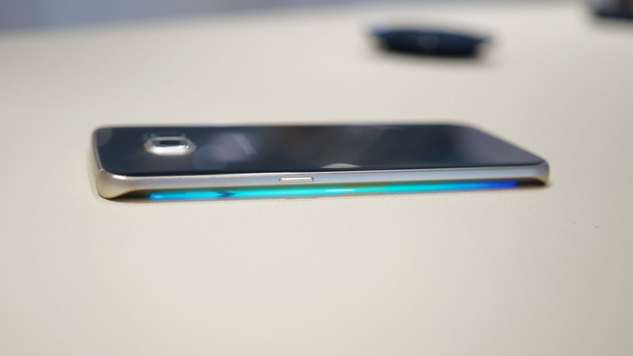Galaxy S6 Edge hands-on