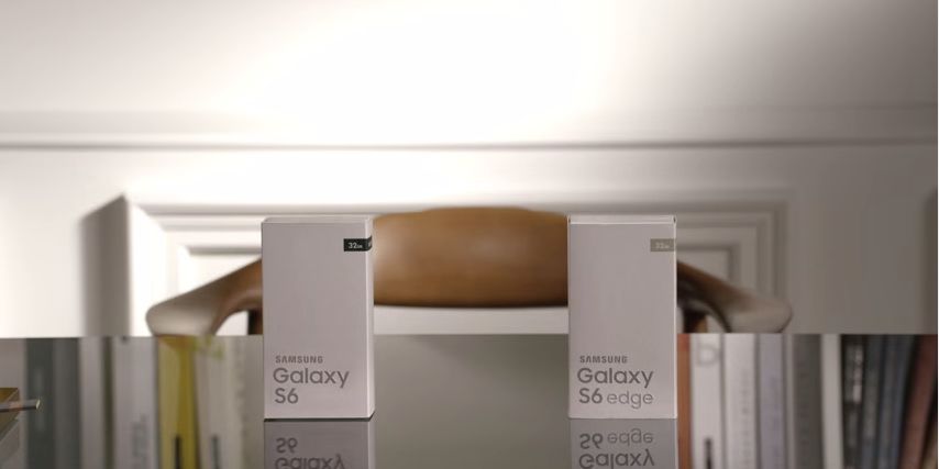 This is the Samsung Galaxy S6 and Galaxy S6 edge retail packaging