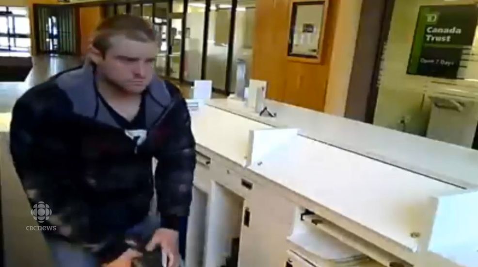 $20,000 worth of cellphones stolen from Bell kiosk in Regina