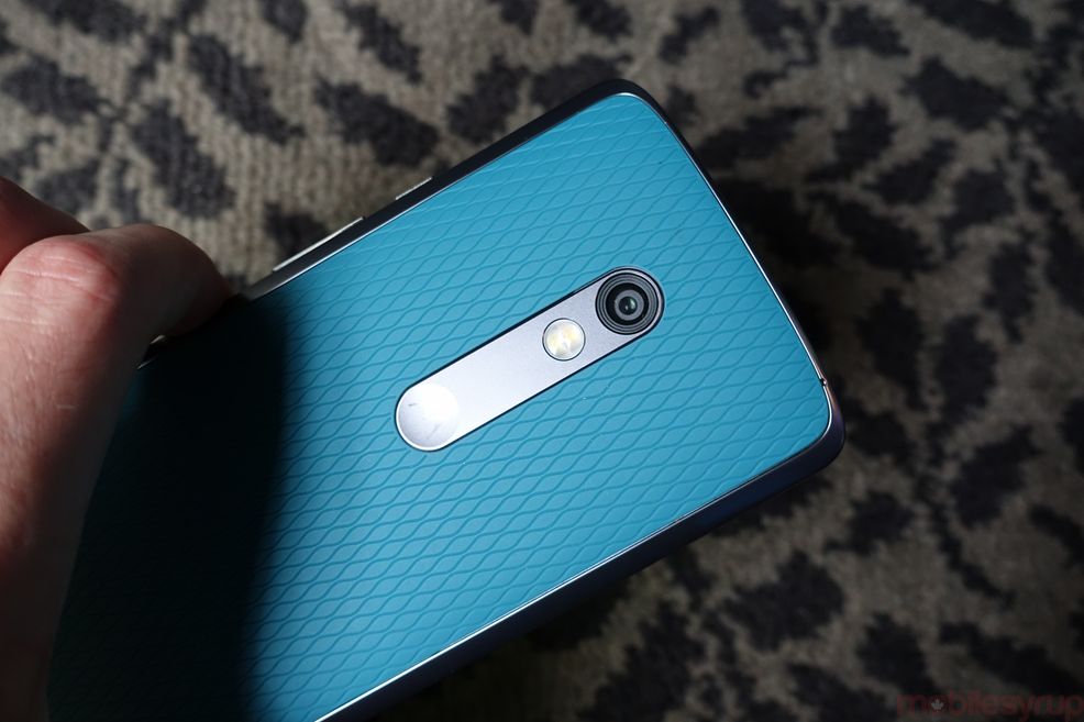 Motorola’s Moto X Play now available in Canada