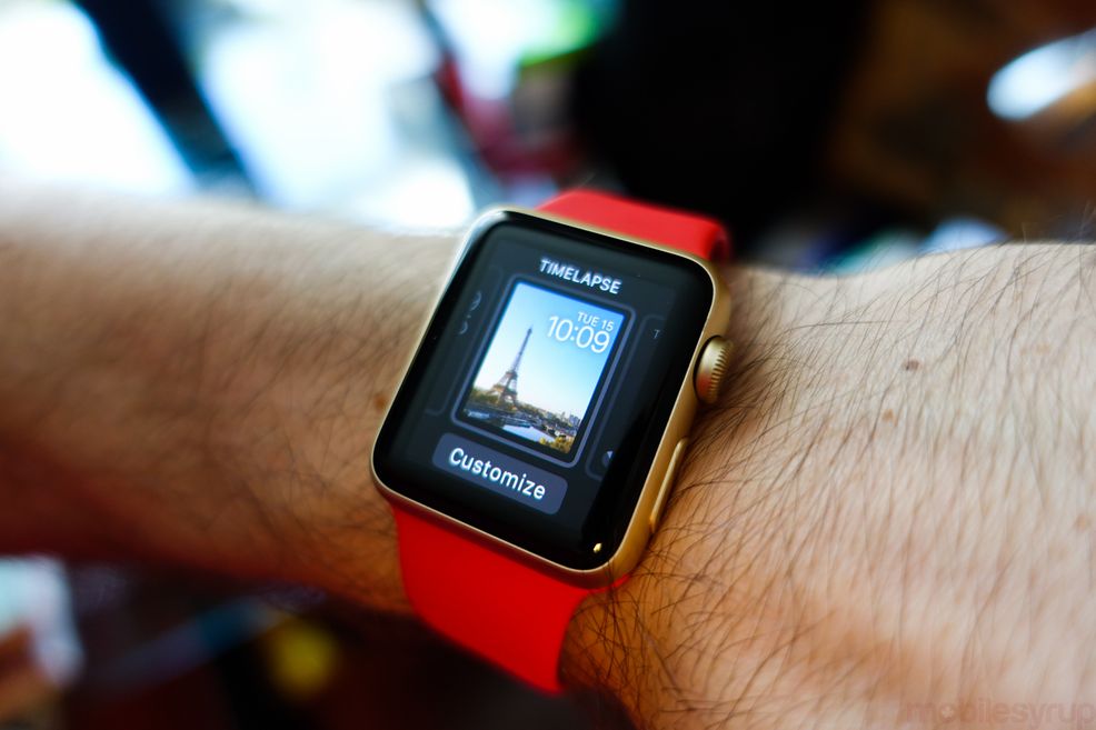 Apple continues to rule smartwatch market with almost 3 times the popularity of Samsung