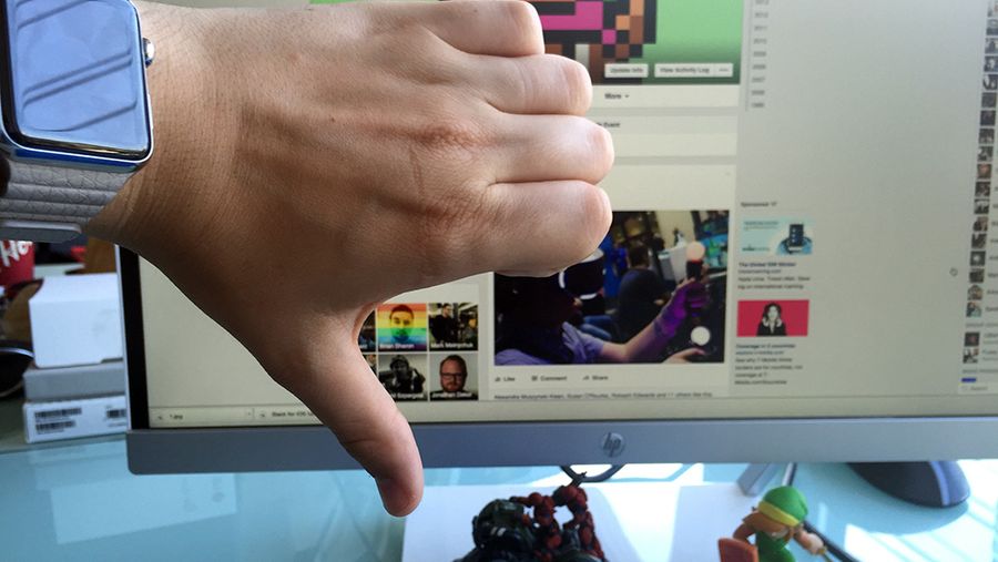 Facebook thumbs down