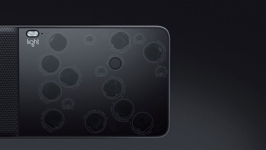 Light L16