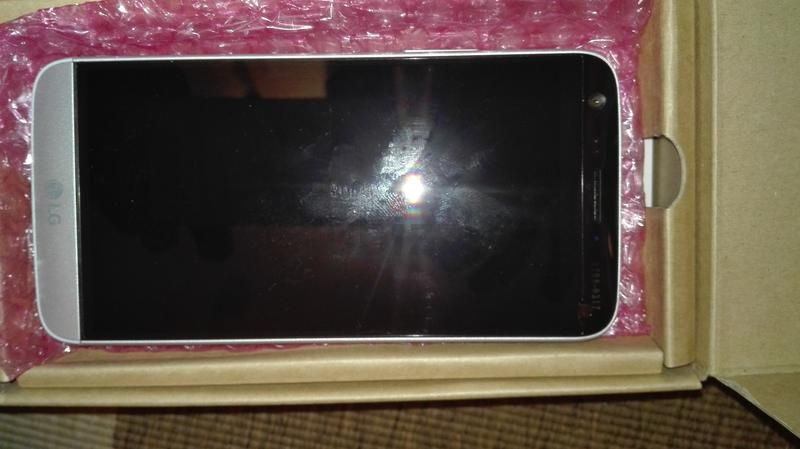 Galaxy S7 and LG G5 listed on UAE gray market reselling site