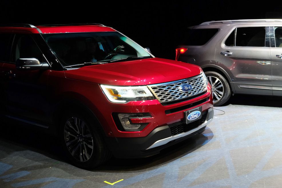 Ford CEO pledges to take self-driving cars ‘very, very seriously’