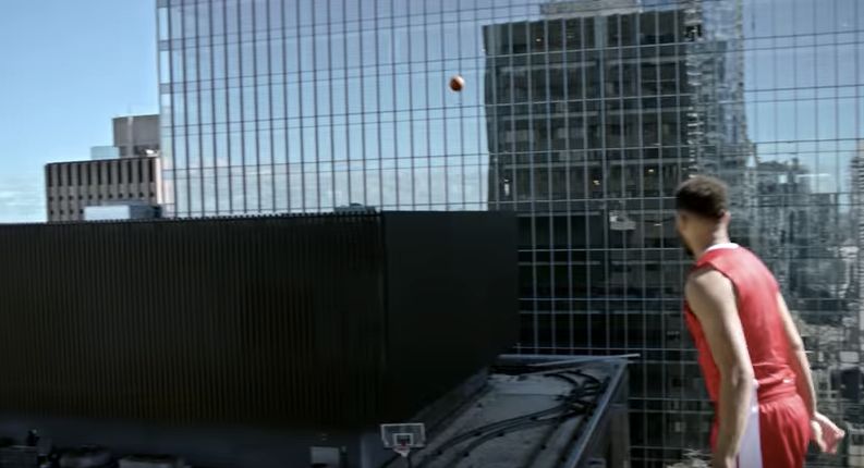 LG G5 captures the Raptors’ Cory Joseph sink a 65 foot ‘aerial five-pointer’