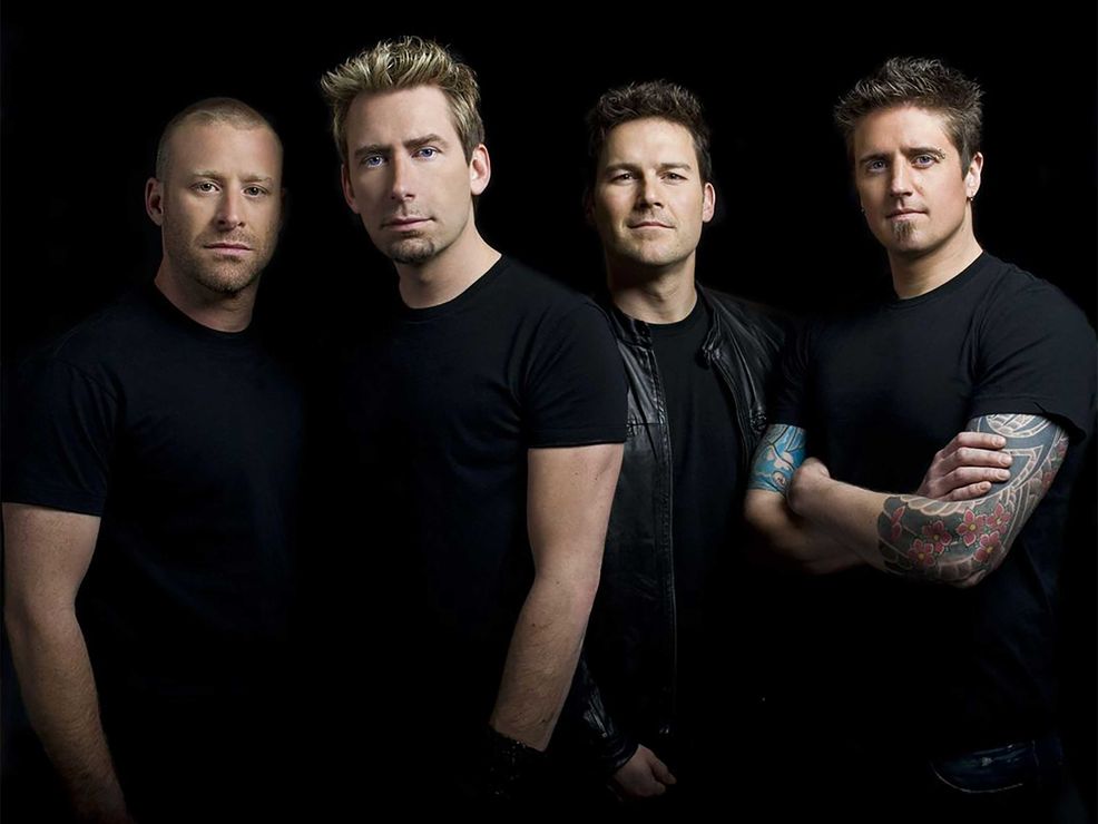 Avril Lavigne wants Facebook CEO Mark Zuckerberg to stop ‘bullying’ Nickelback