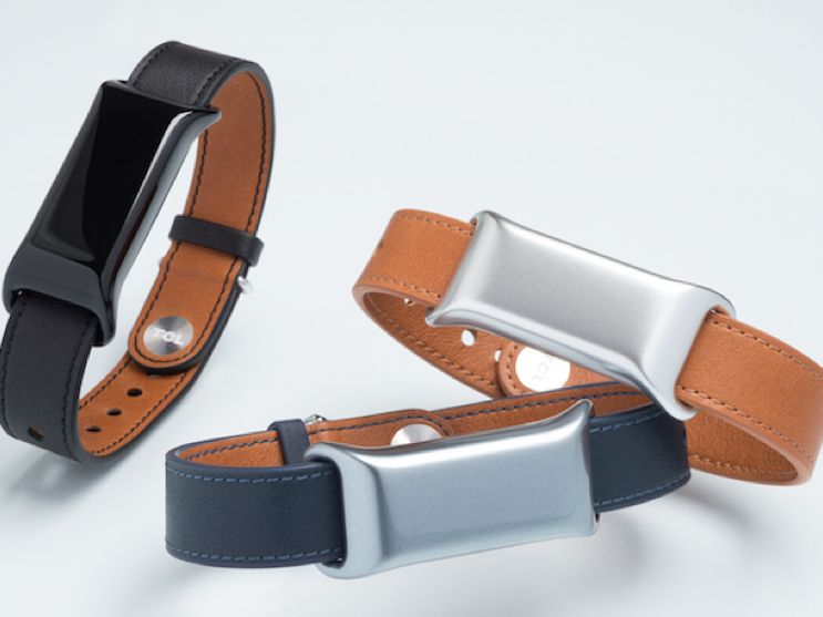 TCL adds new smart band to its Move line of wearables