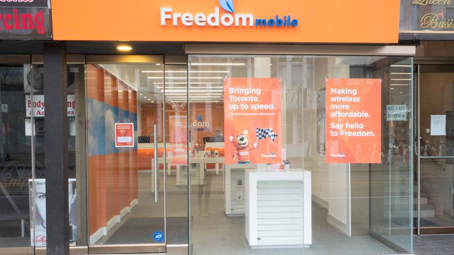 freedom mobile store