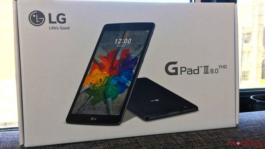 Photo of the LG G Pad III box