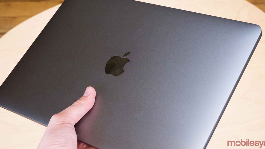 Apple MacBook Pro computer can run final cut pro x