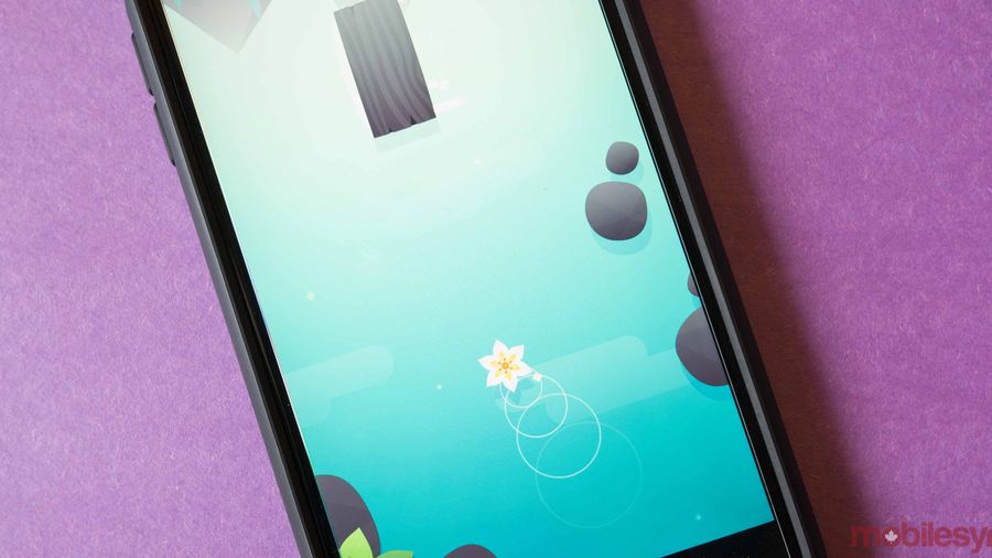 Float iOS smartphone game