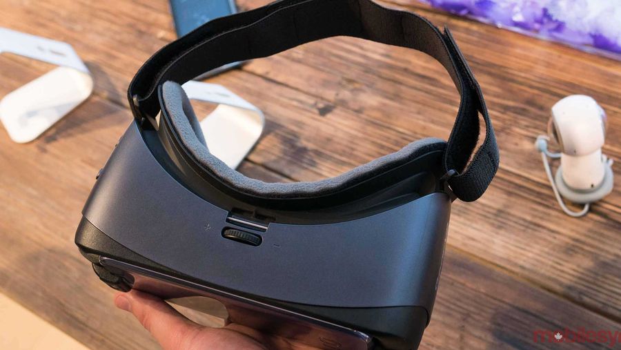 Gear VR in hand