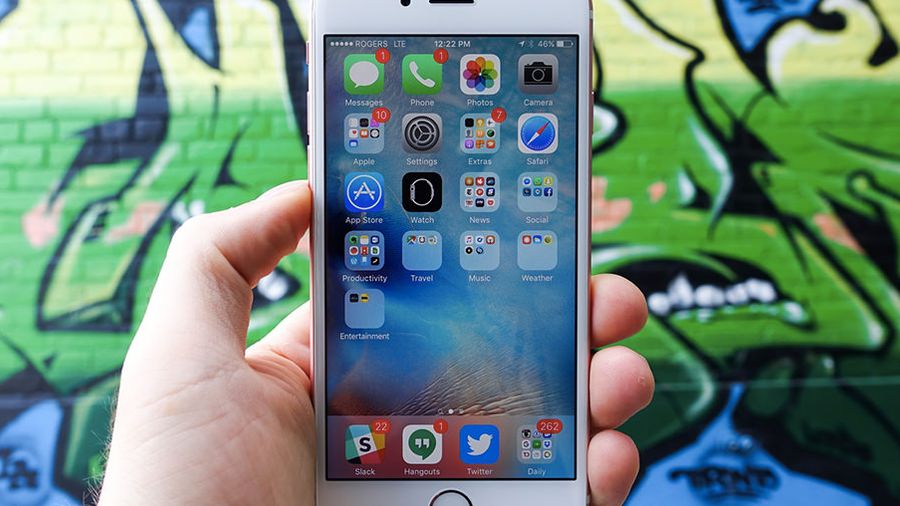 iPhone 6s most shipped smartphone
