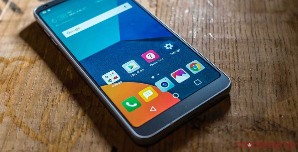 lg g6 on table