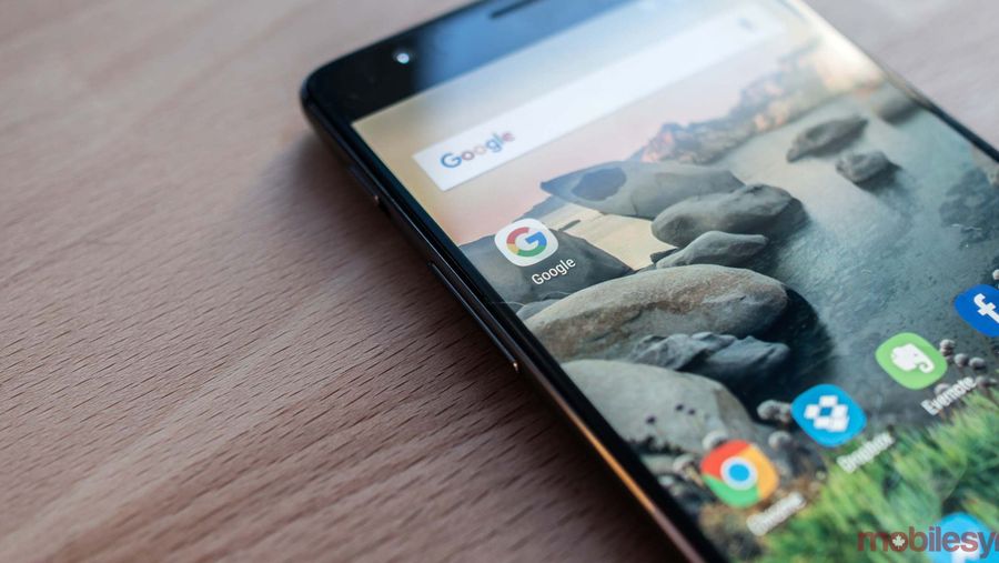 The Google Android Search app icon on OnePlus 3T