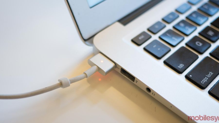 MagSafe adapter