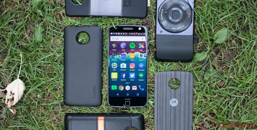 Moto Z Play with Moto Mods