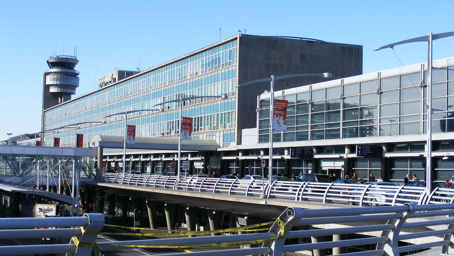 Trudeau airport cellphone spying - cellphone spying montreal airport