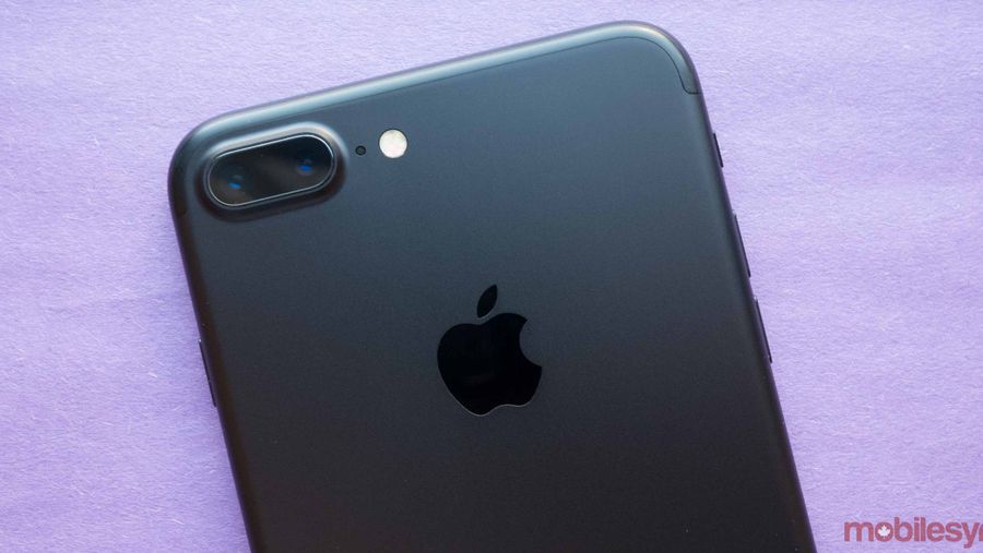 back of iPhone 7