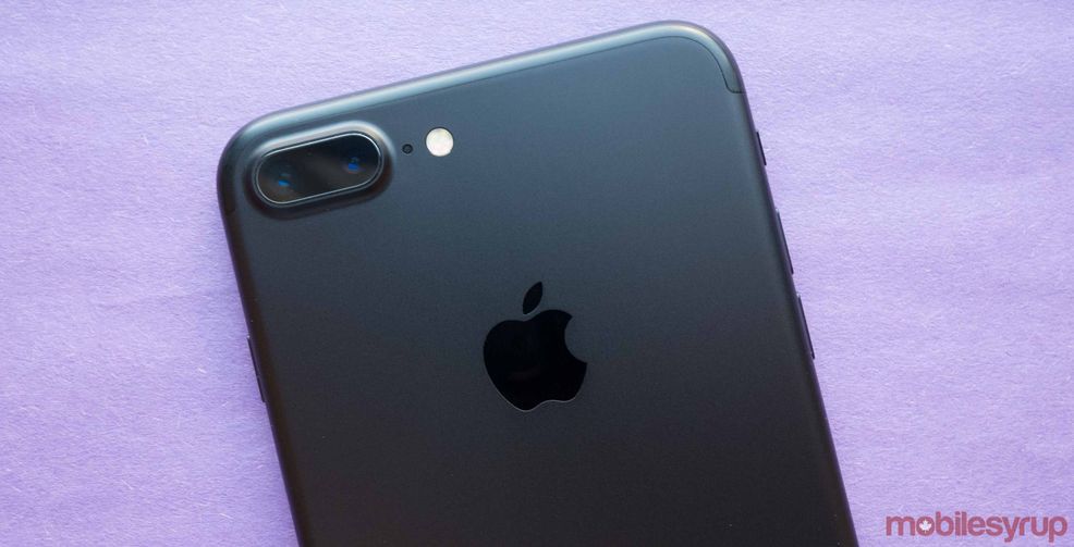 back of iPhone 7