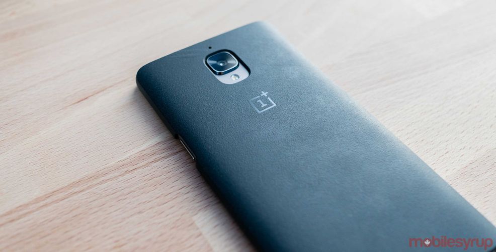 OnePlus 3T back of phone