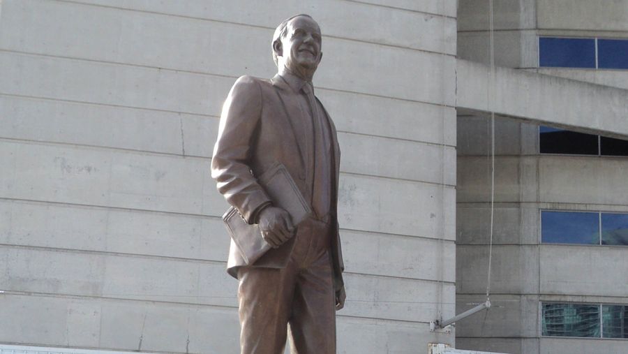 Ted Rogers statue