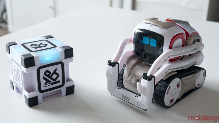 Cozmo and block