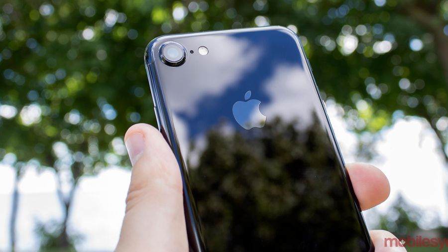 iPhone 7