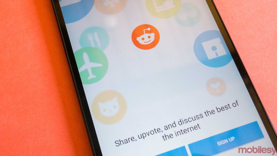 An image showing the Reddit mobile app main page