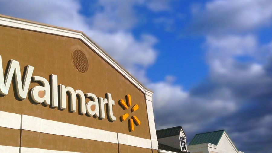 Walmart store front