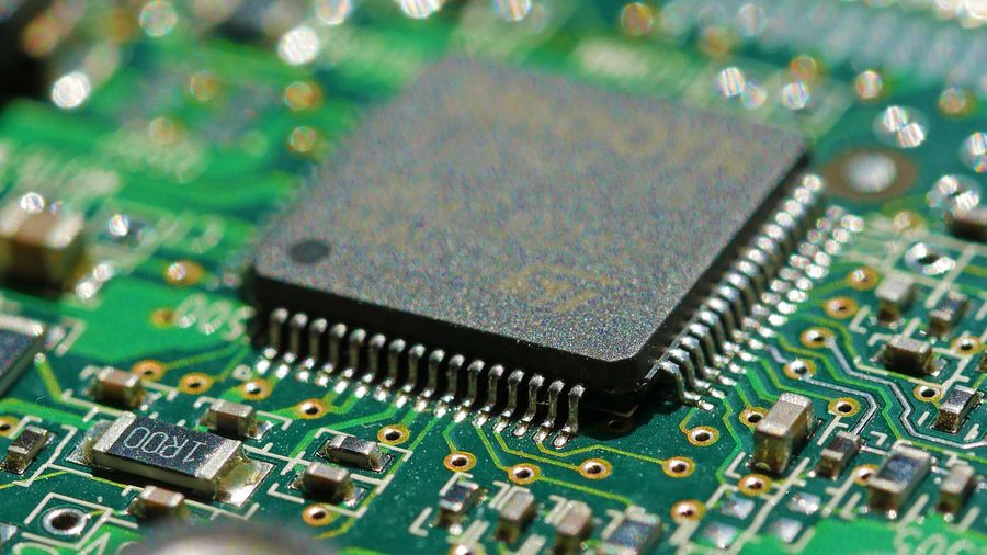 An image of a microchip