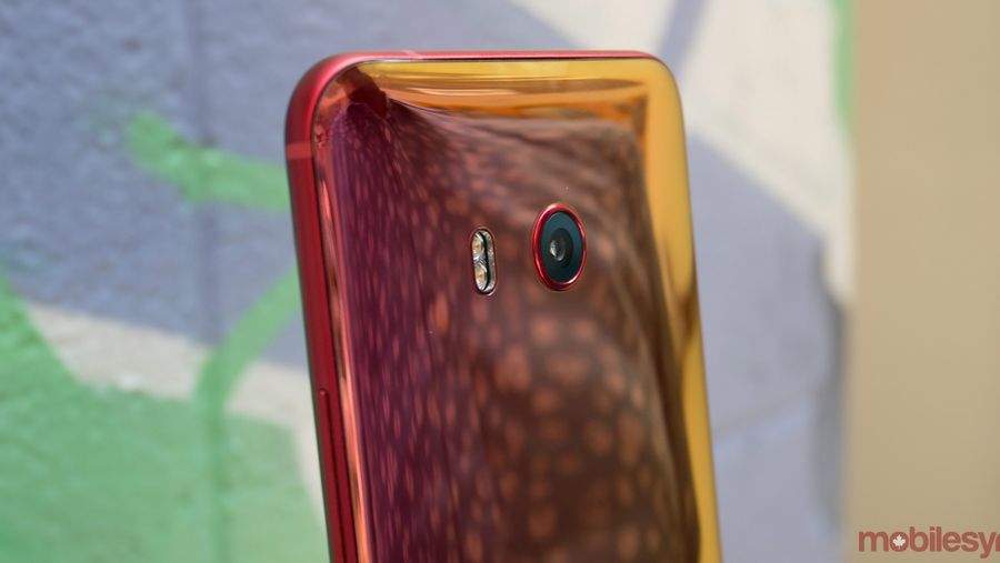 U11 rear facing camera