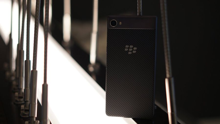 blackberry motion