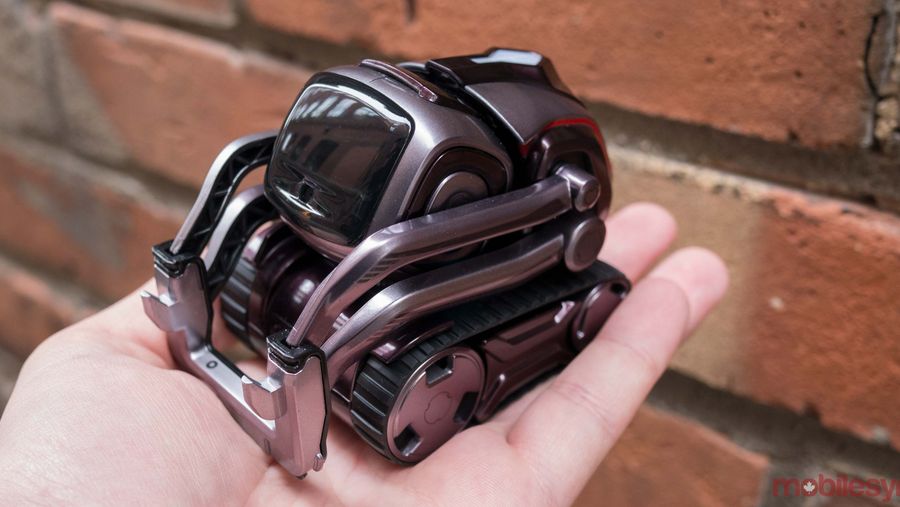 Cozmo Liquid Black