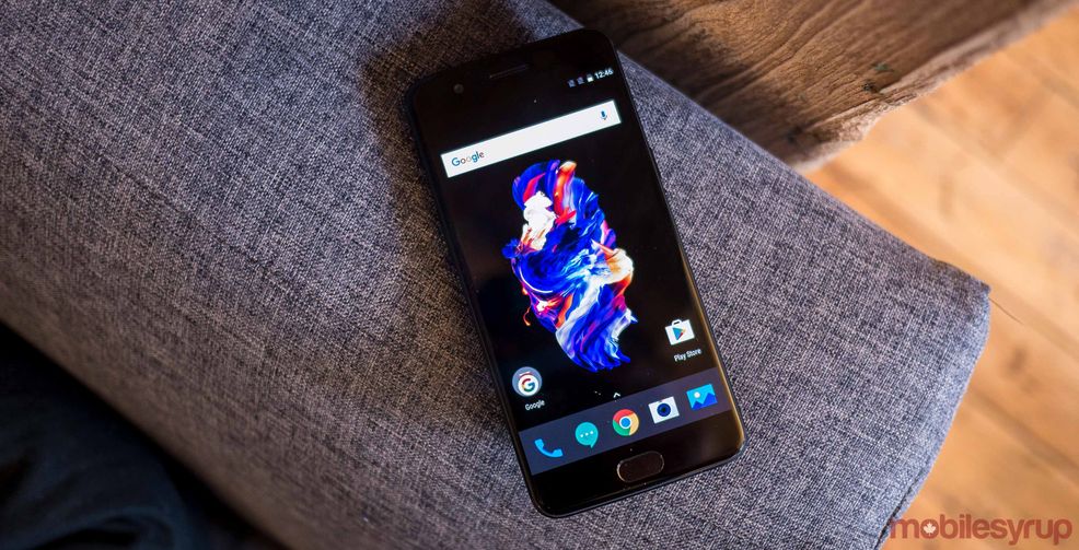 OnePlus 5 on couch