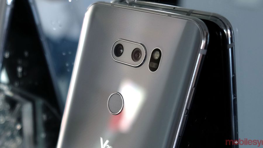 LG V30