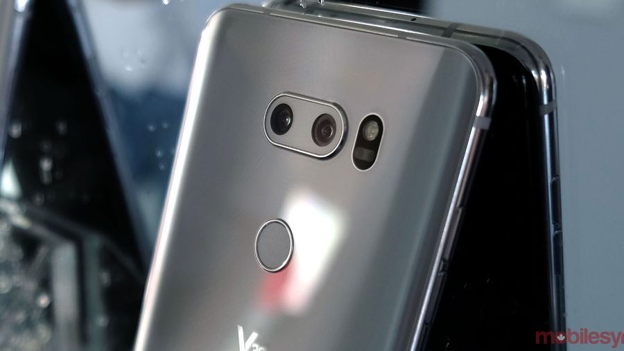 LG V30