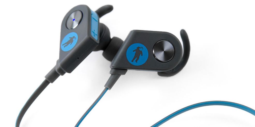 Give the Gift of Powerful Audio with these Discounted Earbuds