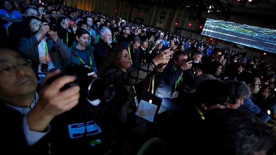 CES attendees