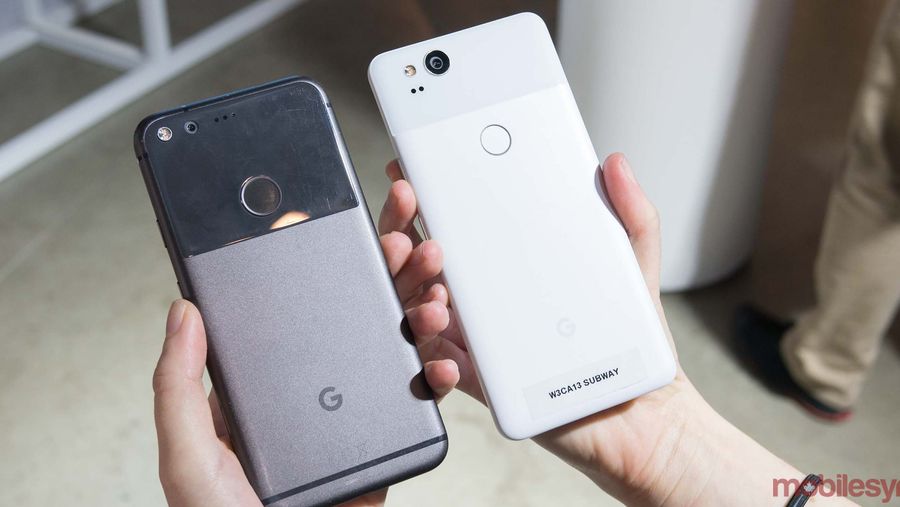 Google Pixel and Pixel 2 in hands
